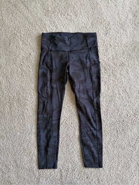 Lululemon Leggings Fast and Free, Non 25”workout activewear Reflective size 8